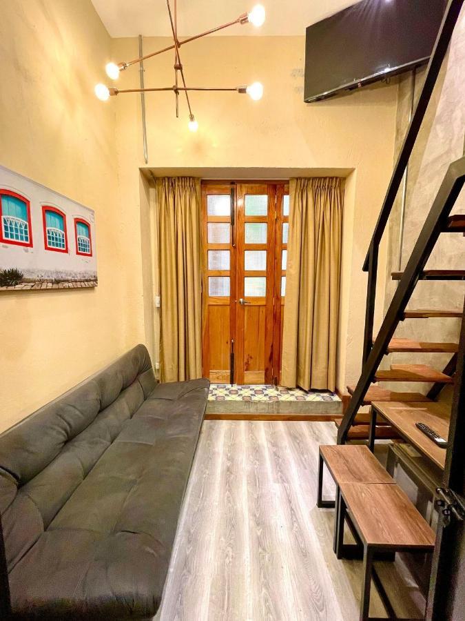 103 Aparta Studio Boutique En Mansion Siglo Xix Bogota
